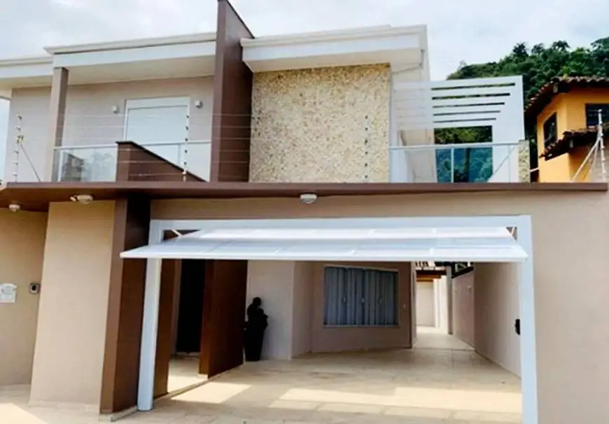 Foto 1 de Casa com 3 Quartos para alugar, 200m² em Maruípe, Vitória