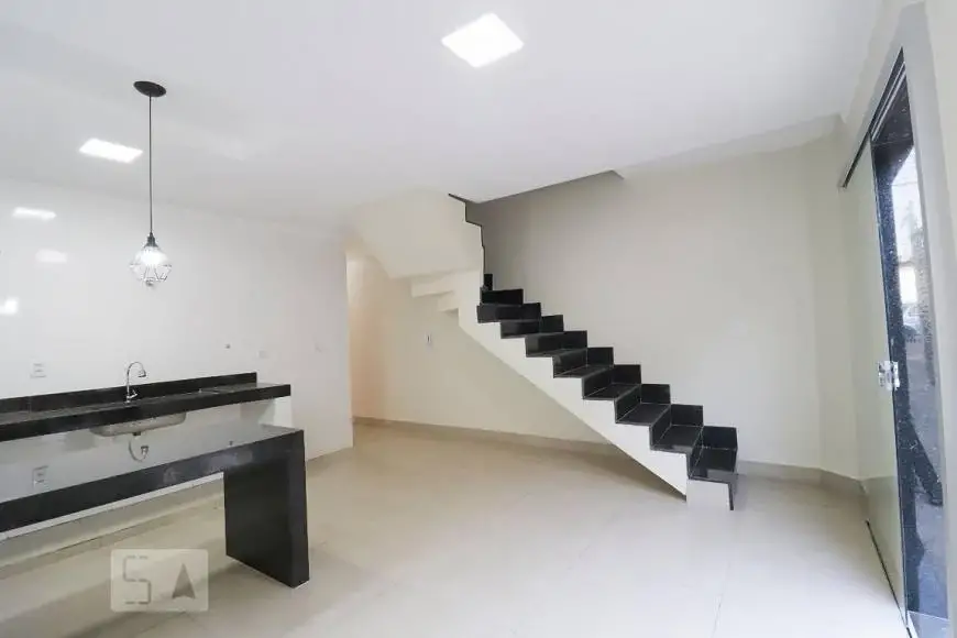 Foto 5 de Casa com 3 Quartos para alugar, 90m² em Setor Leste Vila Nova, Goiânia