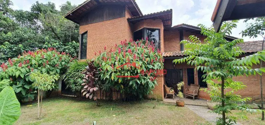 Foto 1 de Casa de Condomínio com 3 Quartos à venda, 275m² em Granja Viana, Cotia