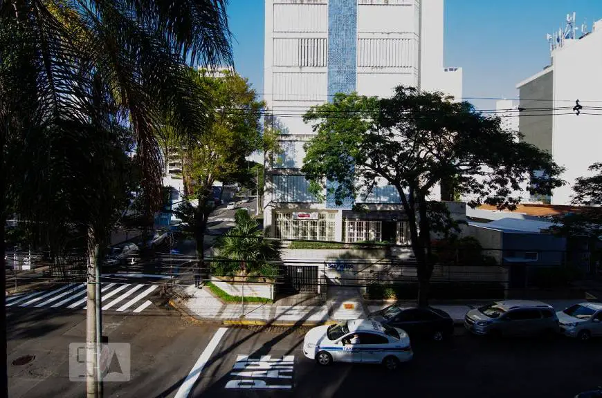 Foto 4 de Apartamento com 1 Quarto para alugar, 63m² em Cambuí, Campinas