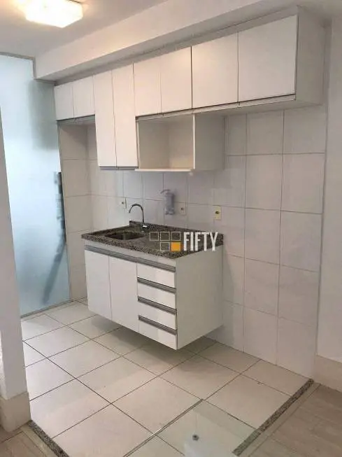 Foto 2 de Apartamento com 1 Quarto para alugar, 38m² em Santo Amaro, São Paulo