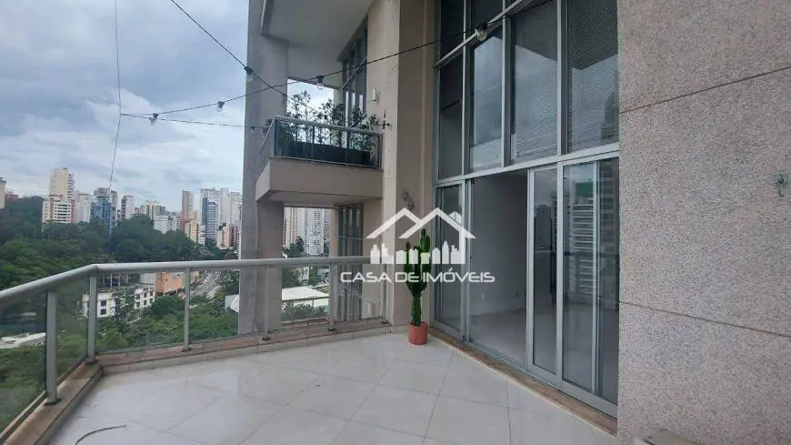 Foto 4 de Apartamento com 2 Quartos para venda ou aluguel, 97m² em Panamby, São Paulo