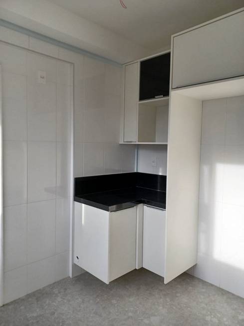 Foto 3 de Apartamento com 2 Quartos à venda, 67m² em Vila Paris, Belo Horizonte