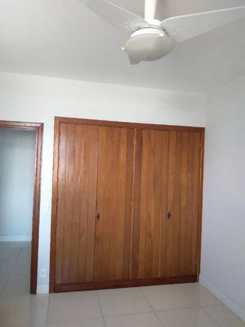 Foto 3 de Apartamento com 3 Quartos para alugar, 247m² em Centro, Uberaba