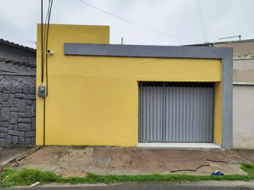 Foto 1 de Casa com 3 Quartos à venda, 71m² em Álvaro Weyne, Fortaleza