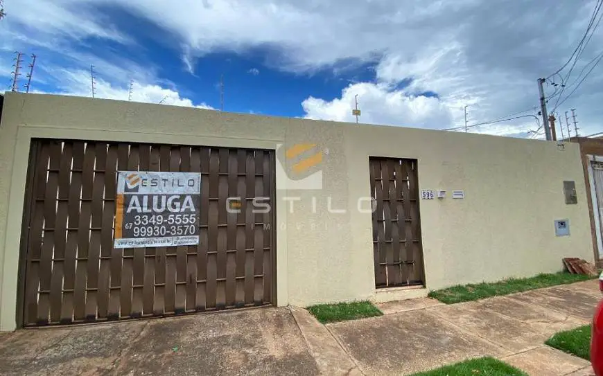Foto 1 de Casa com 3 Quartos para alugar, 10m² em Mata do Jacinto, Campo Grande