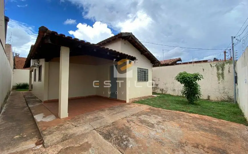 Foto 3 de Casa com 3 Quartos para alugar, 10m² em Mata do Jacinto, Campo Grande
