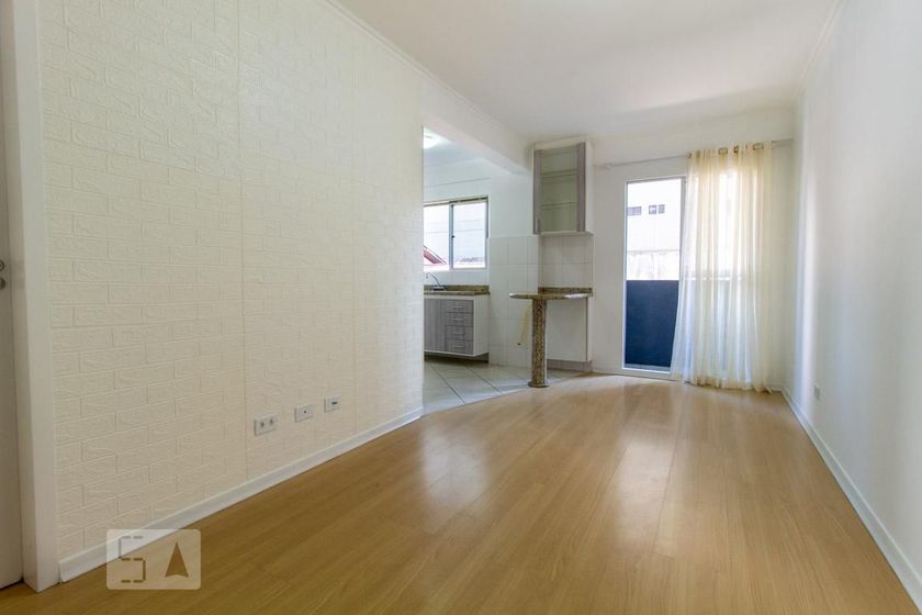 Foto 1 de Apartamento com 1 Quarto para alugar, 33m² em Portão, Curitiba