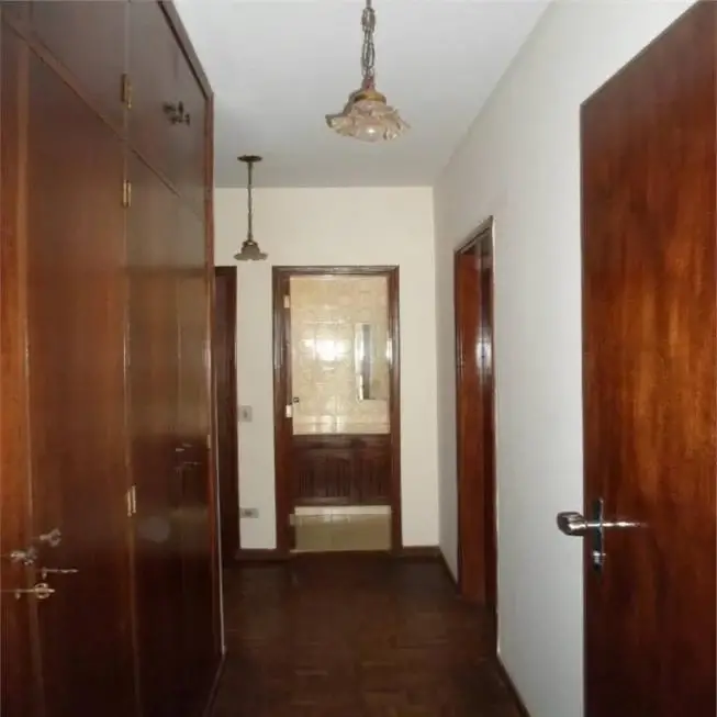 Foto 4 de Apartamento com 4 Quartos para alugar, 194m² em Centro, Uberaba