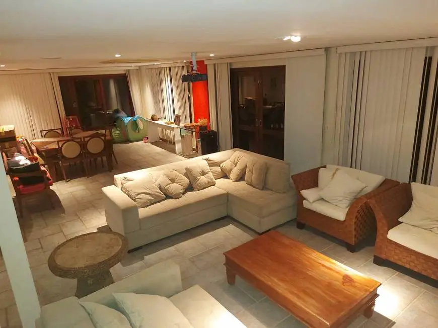 Foto 1 de Casa de Condomínio com 4 Quartos à venda, 400m² em Itaipu, Niterói