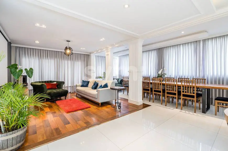Foto 2 de Casa de Condomínio com 5 Quartos à venda, 389m² em Santa Felicidade, Curitiba