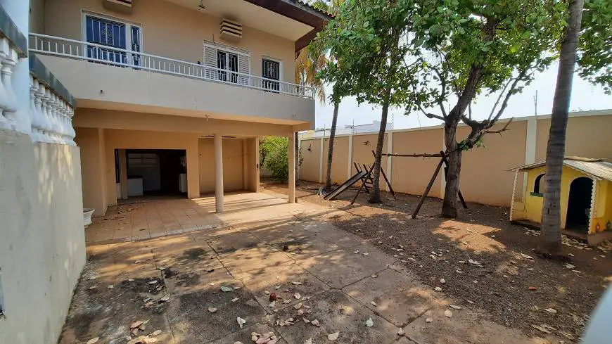 Foto 1 de Sobrado com 4 Quartos à venda, 400m² em Jardim Aclimação, Cuiabá