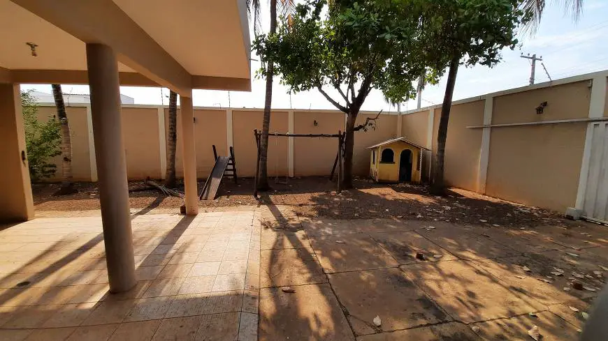 Foto 4 de Sobrado com 4 Quartos à venda, 400m² em Jardim Aclimação, Cuiabá