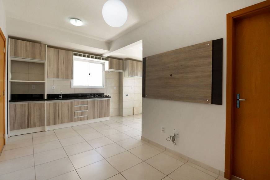Foto 3 de Apartamento com 2 Quartos à venda, 46m² em Humaitá, Bento Gonçalves