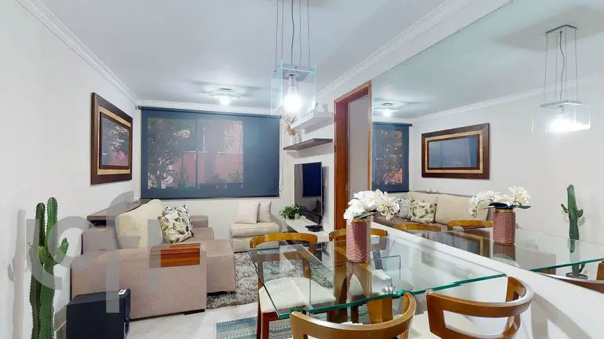 Foto 1 de Apartamento com 2 Quartos à venda, 49m² em Vila Guedes, São Paulo