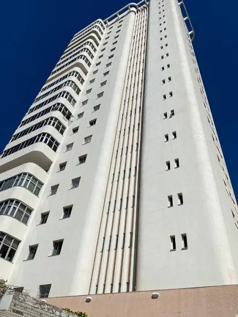 Foto 1 de Apartamento com 3 Quartos à venda, 363m² em Centro, Uberaba