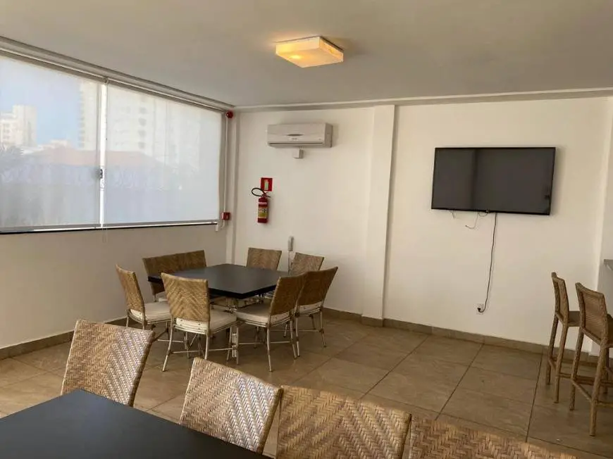 Foto 2 de Apartamento com 3 Quartos à venda, 363m² em Centro, Uberaba