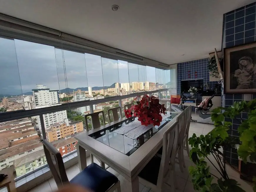 Foto 1 de Apartamento com 4 Quartos para alugar, 129m² em Aparecida, Santos