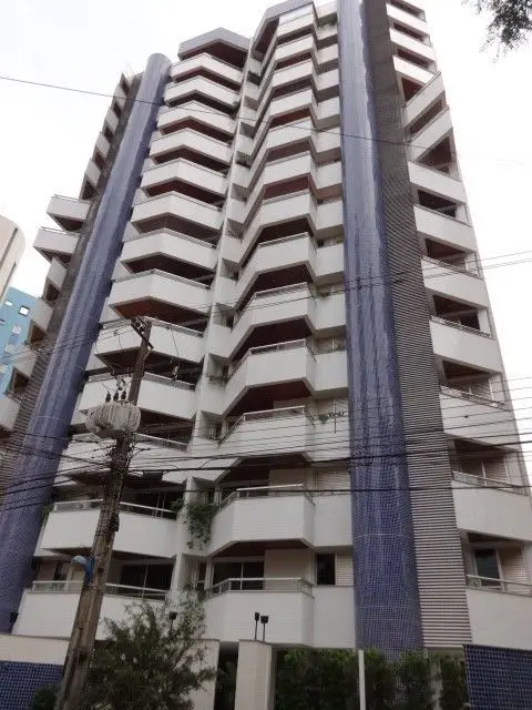 Foto 1 de Apartamento com 4 Quartos para alugar, 135m² em Zona 07, Maringá