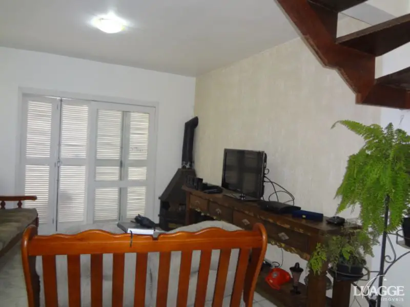Foto 4 de Casa com 3 Quartos à venda, 120m² em Santa Tereza, Porto Alegre