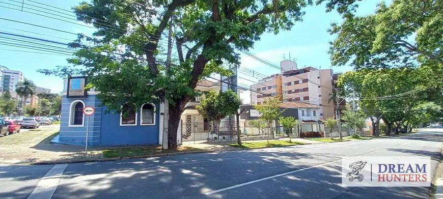 Foto 1 de Casa com 4 Quartos à venda, 192m² em Mercês, Curitiba