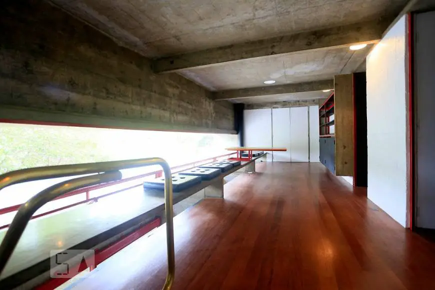 Foto 2 de Casa com 5 Quartos para alugar, 235m² em Vila Madalena, São Paulo