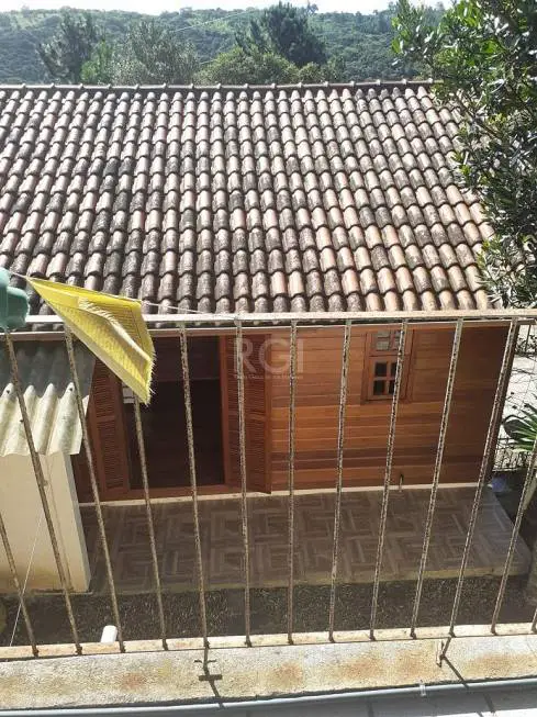 Foto 5 de Casa com 5 Quartos à venda, 300m² em Vila Nova, Porto Alegre