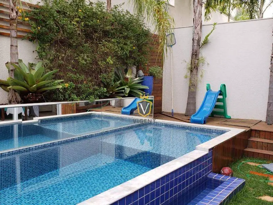 Foto 5 de Casa de Condomínio com 4 Quartos à venda, 270m² em Cidade Santos Dumont, Jundiaí