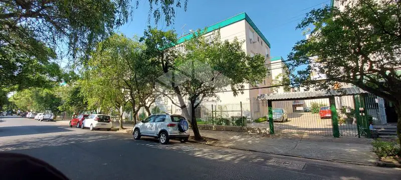 Foto 1 de Kitnet com 1 Quarto para alugar, 35m² em Passo da Areia, Porto Alegre