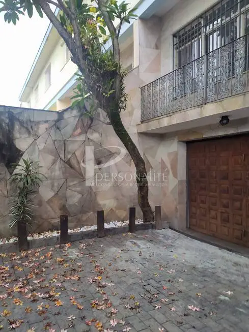 Foto 2 de Sobrado com 3 Quartos para alugar, 190m² em Vila Regente Feijó, São Paulo