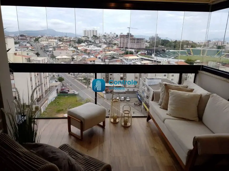 Foto 2 de Apartamento com 2 Quartos à venda, 97m² em Canto, Florianópolis