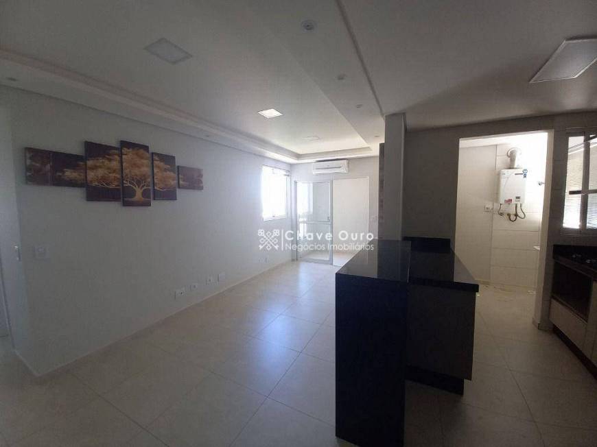 Foto 5 de Apartamento com 2 Quartos para alugar, 70m² em Centro, Cascavel