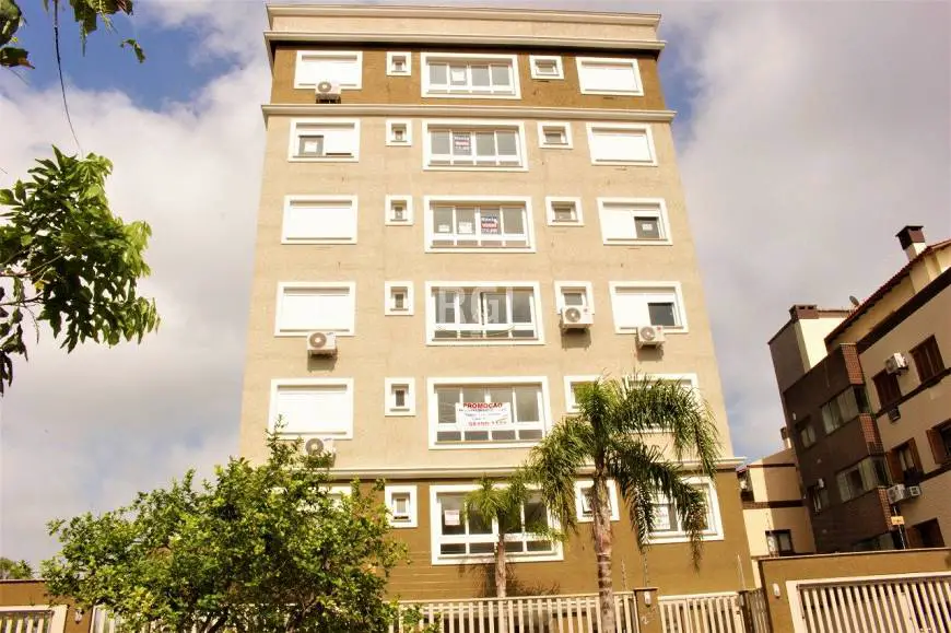 Foto 2 de Apartamento com 2 Quartos à venda, 76m² em Jardim Itú Sabará, Porto Alegre