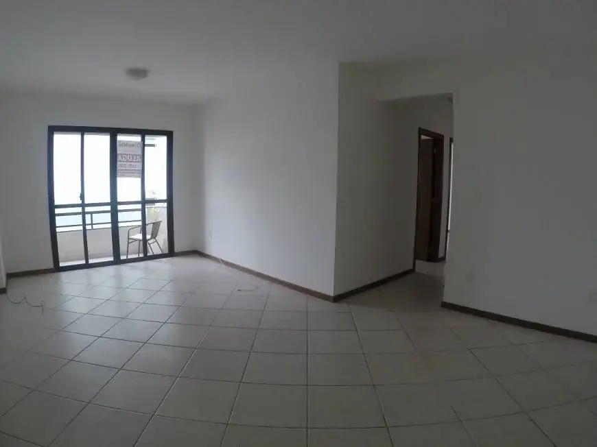 Foto 2 de Apartamento com 3 Quartos para alugar, 100m² em Centro, Brusque
