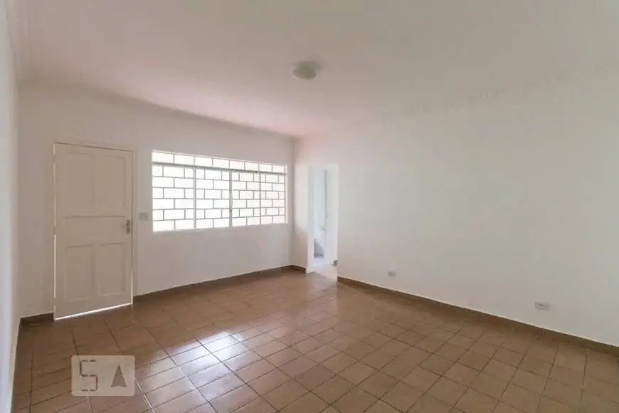 Foto 1 de Casa com 2 Quartos para alugar, 200m² em Jabaquara, São Paulo