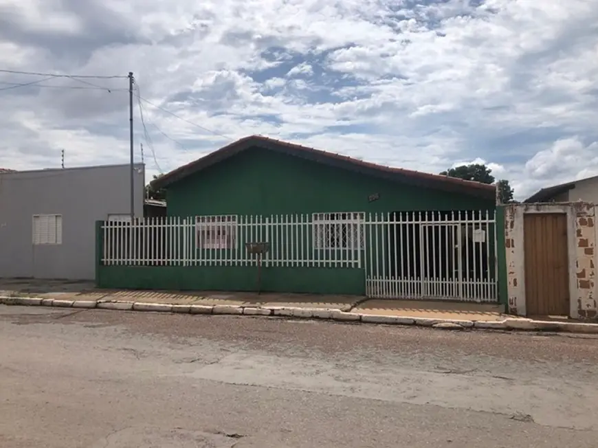 Foto 1 de Casa com 3 Quartos à venda, 180m² em Pico do Amor, Cuiabá