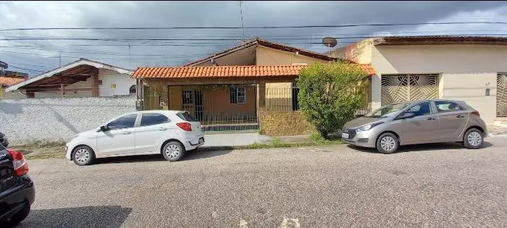 Foto 1 de Casa com 5 Quartos à venda, 150m² em Marambaia, Belém