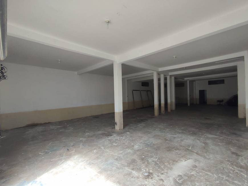 Foto 2 de Sobrado com 3 Quartos à venda, 500m² em Guaraituba, Colombo