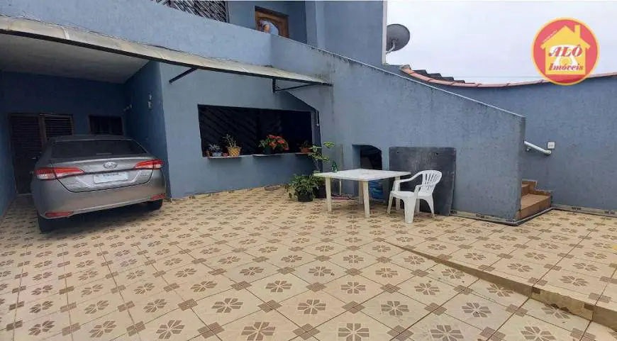 Foto 2 de Sobrado com 5 Quartos à venda, 300m² em Boqueirão, Praia Grande