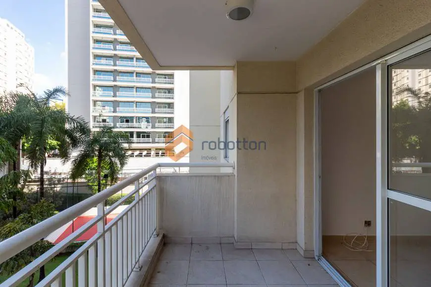 Foto 2 de Apartamento com 2 Quartos para alugar, 61m² em Liberdade, São Paulo