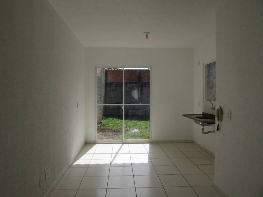 Foto 3 de Casa com 2 Quartos para alugar, 42m² em Boa Vista, Ponta Grossa