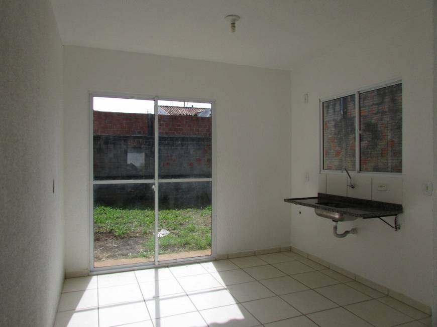 Foto 4 de Casa com 2 Quartos para alugar, 42m² em Boa Vista, Ponta Grossa
