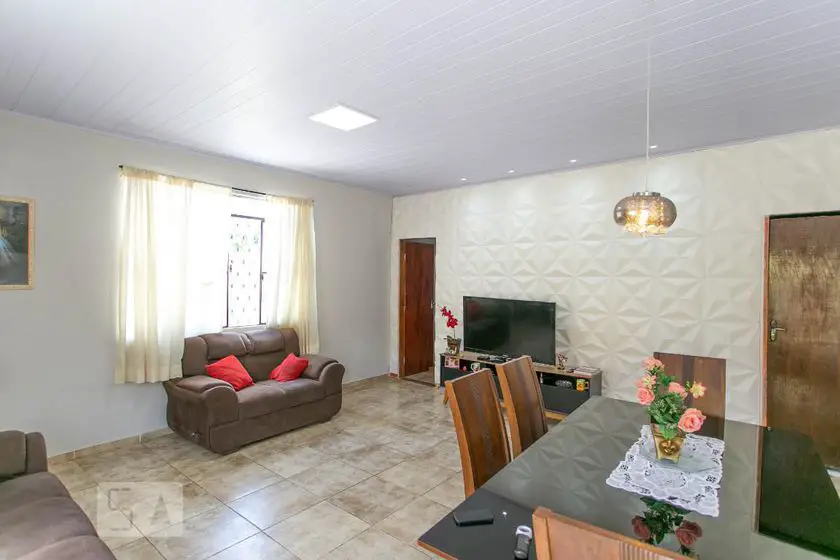 Foto 1 de Casa com 3 Quartos para alugar, 180m² em Bandeirantes, Belo Horizonte