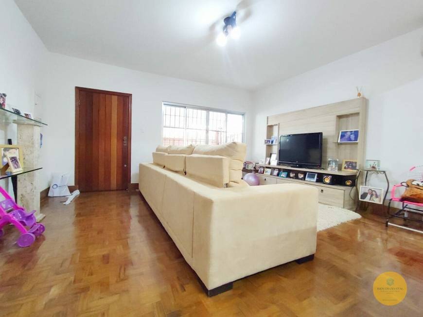 Foto 4 de Casa com 3 Quartos à venda, 212m² em Vila Anglo Brasileira, São Paulo