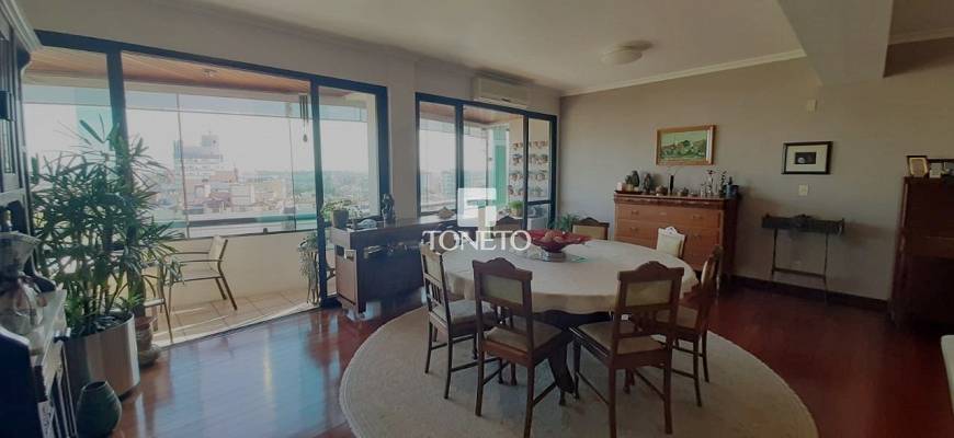 Foto 5 de Apartamento com 4 Quartos à venda, 241m² em Nossa Senhora Medianeira, Santa Maria