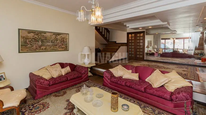 Foto 1 de Casa com 4 Quartos à venda, 600m² em Boa Vista, Porto Alegre