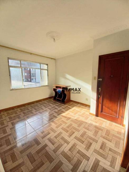 Foto 1 de Apartamento com 1 Quarto para alugar, 29m² em Varzea, Teresópolis