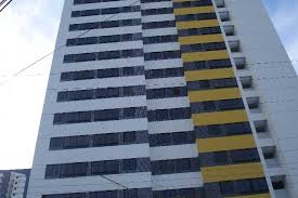 Foto 1 de Apartamento com 2 Quartos para alugar, 52m² em Madalena, Recife