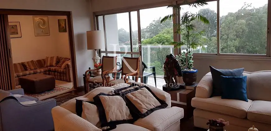 Foto 1 de Apartamento com 3 Quartos à venda, 159m² em Santo Amaro, São Paulo