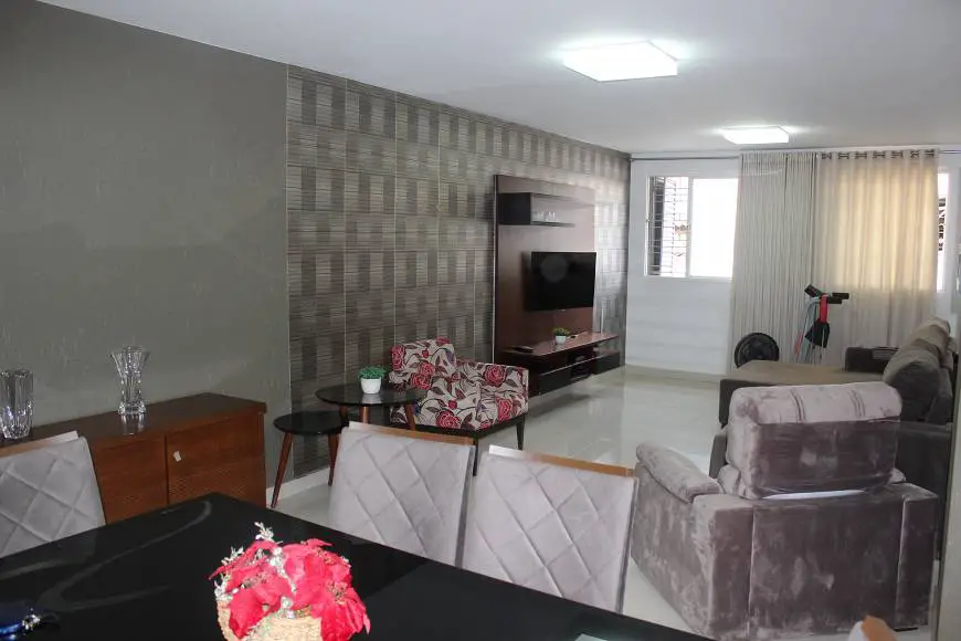 Foto 2 de Apartamento com 3 Quartos à venda, 149m² em Setor Oeste, Goiânia